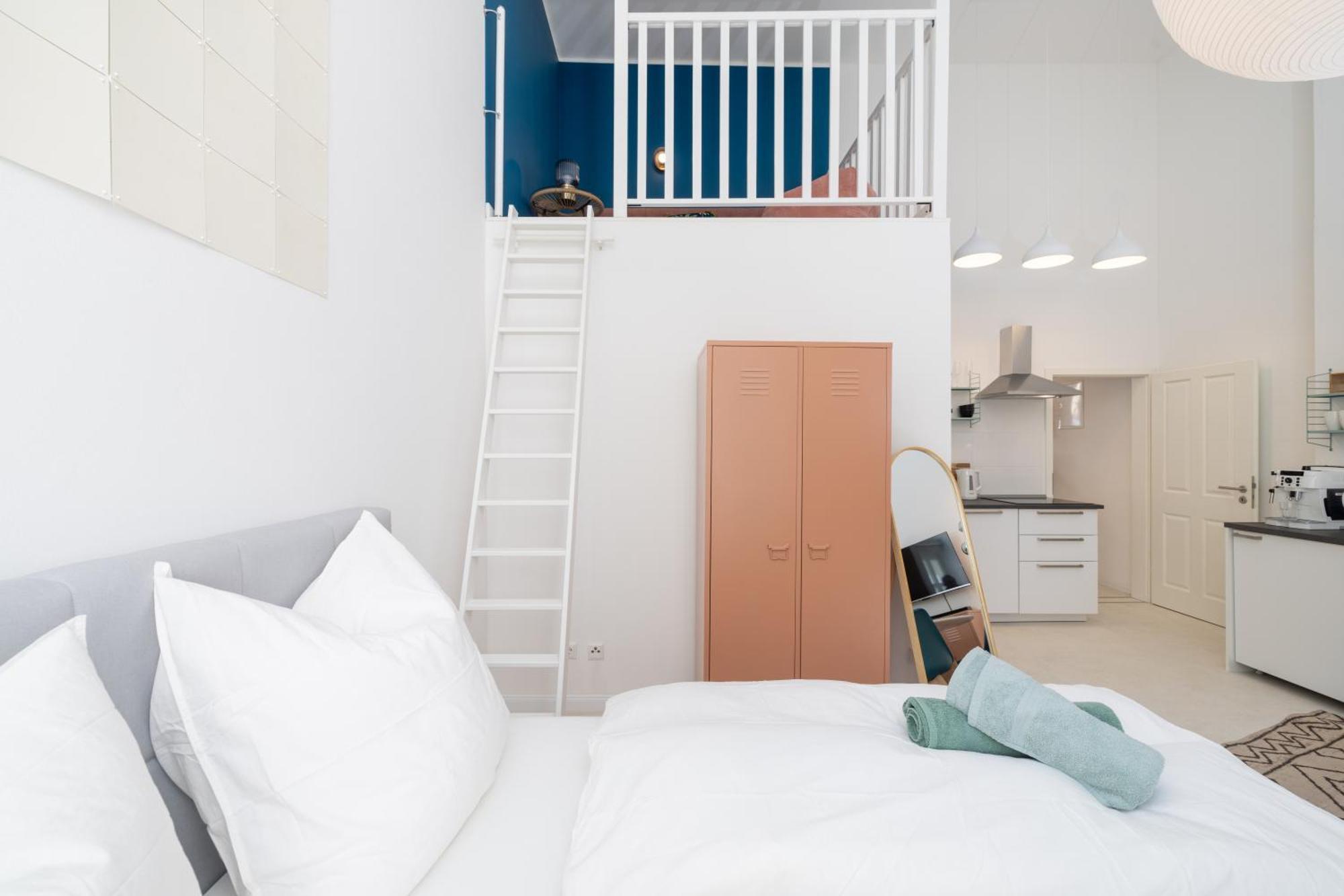 Great 2-Room Loft With 2 Bathrooms And 2 Kitchen Berlim Exterior foto