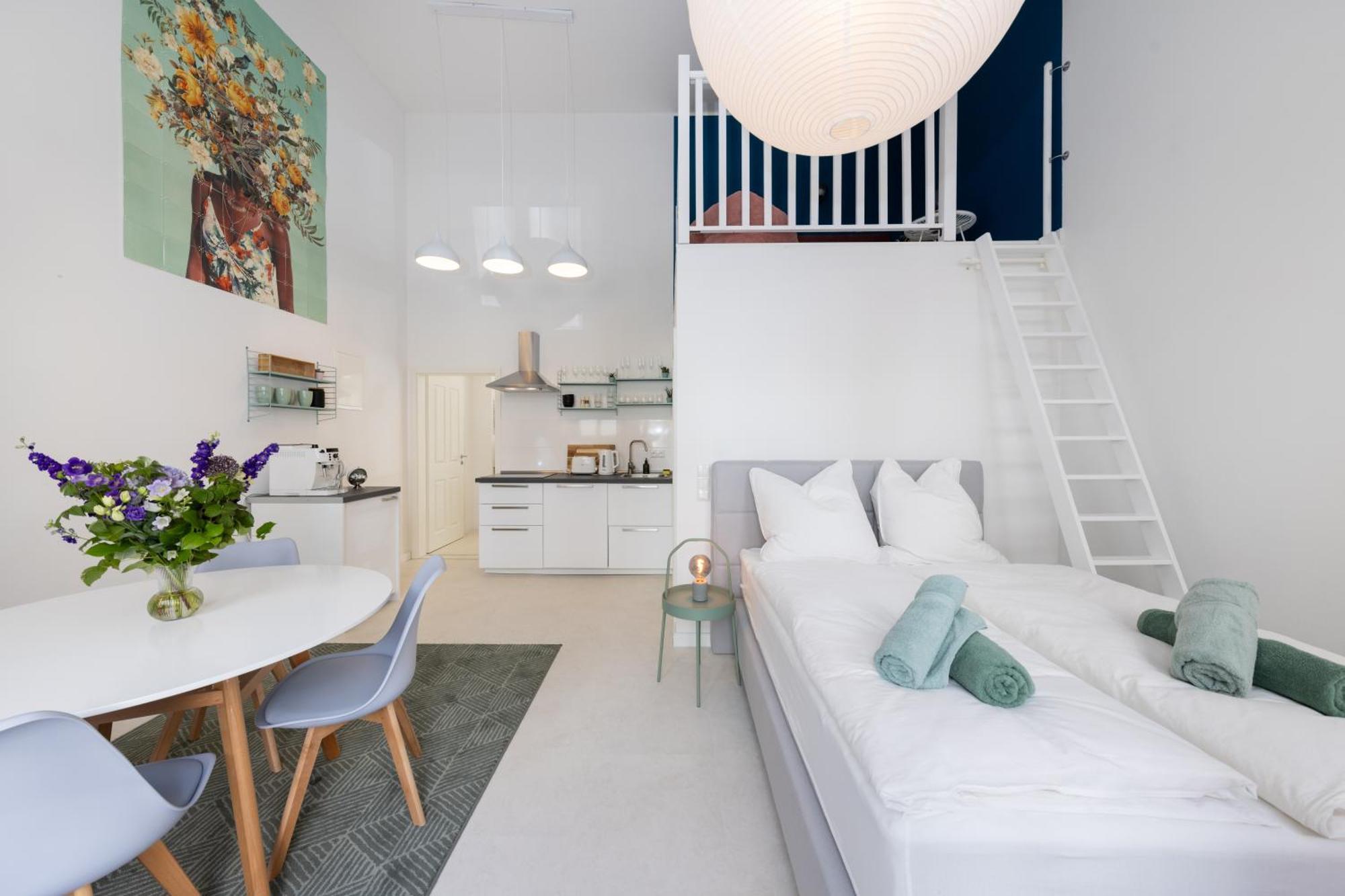 Great 2-Room Loft With 2 Bathrooms And 2 Kitchen Berlim Exterior foto